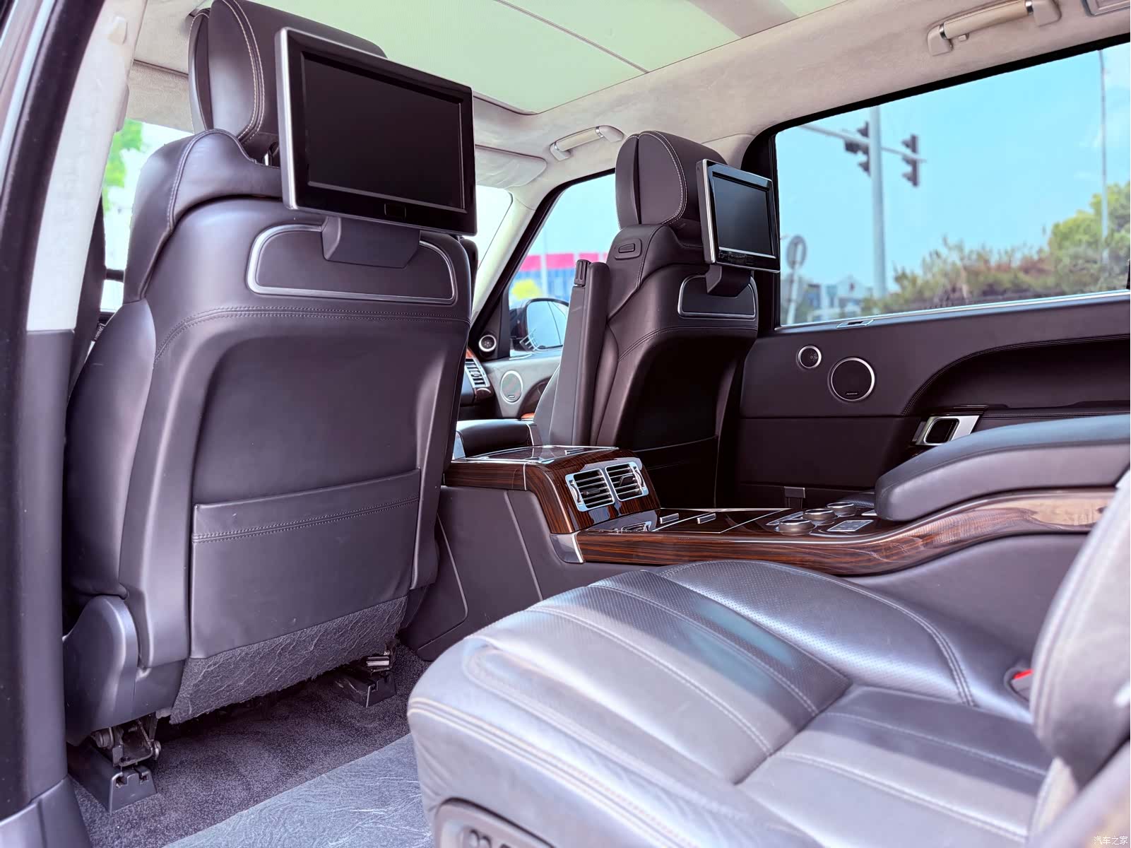 Land Rover Range Rover, 2015 10