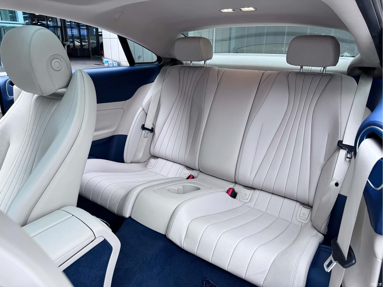 Mercedes-Benz E-Class, 2020 10