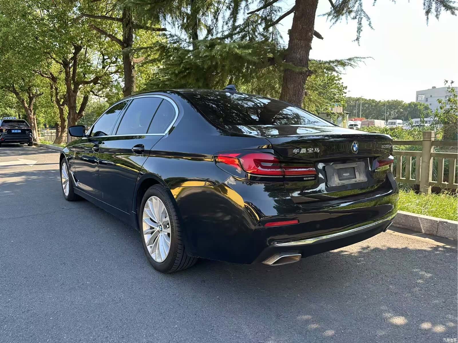 BMW 5 Series, 2021 все фото