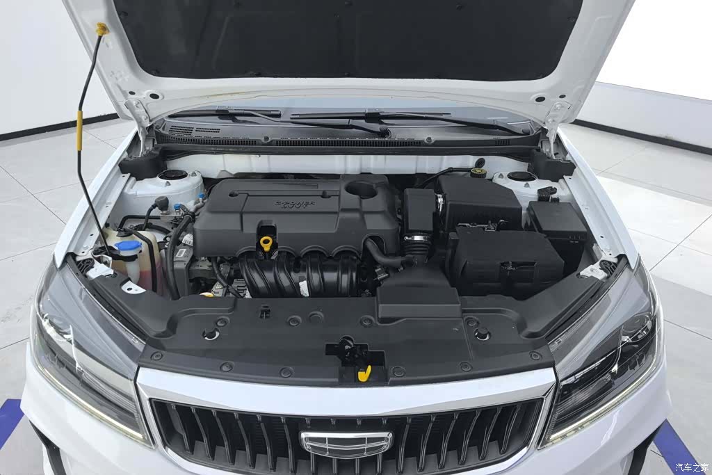 Geely Emgrand, 2022 10