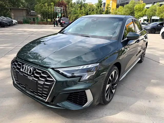 Audi A3 2023 — купить из Китая под заказ
