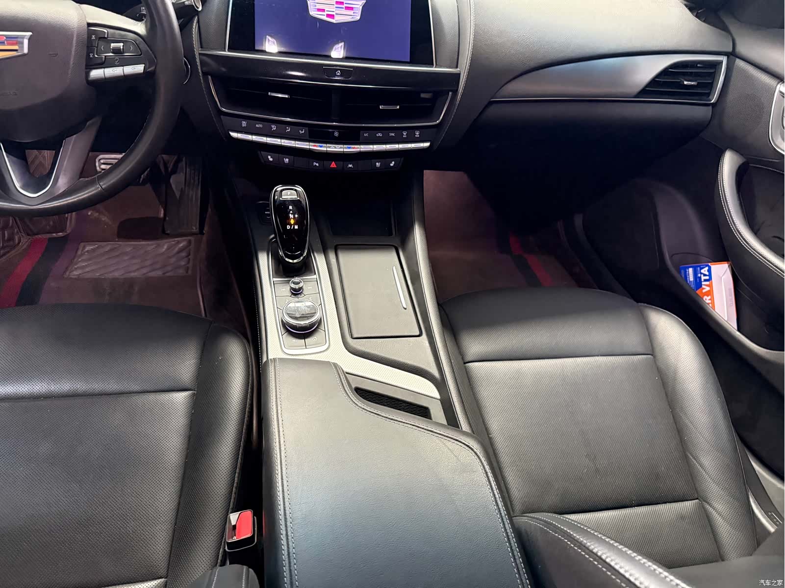 Cadillac CT5, 2023 13
