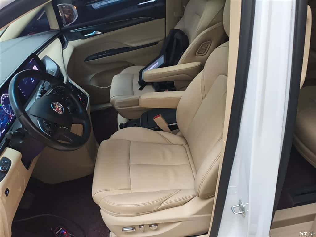 Buick GL8, 2022 15
