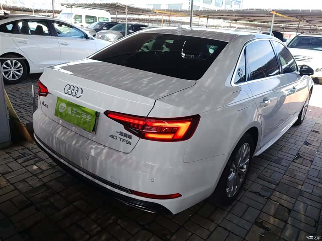 Audi A4L, 2018 7