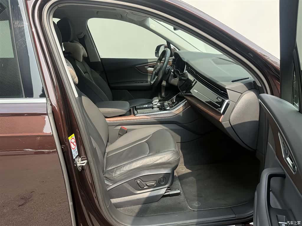 Audi Q7, 2021 14