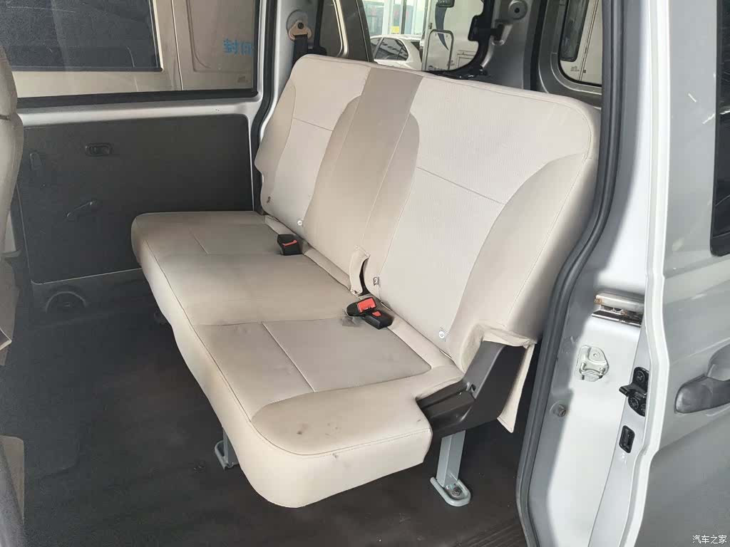 Wuling Hongguang, 2023 14