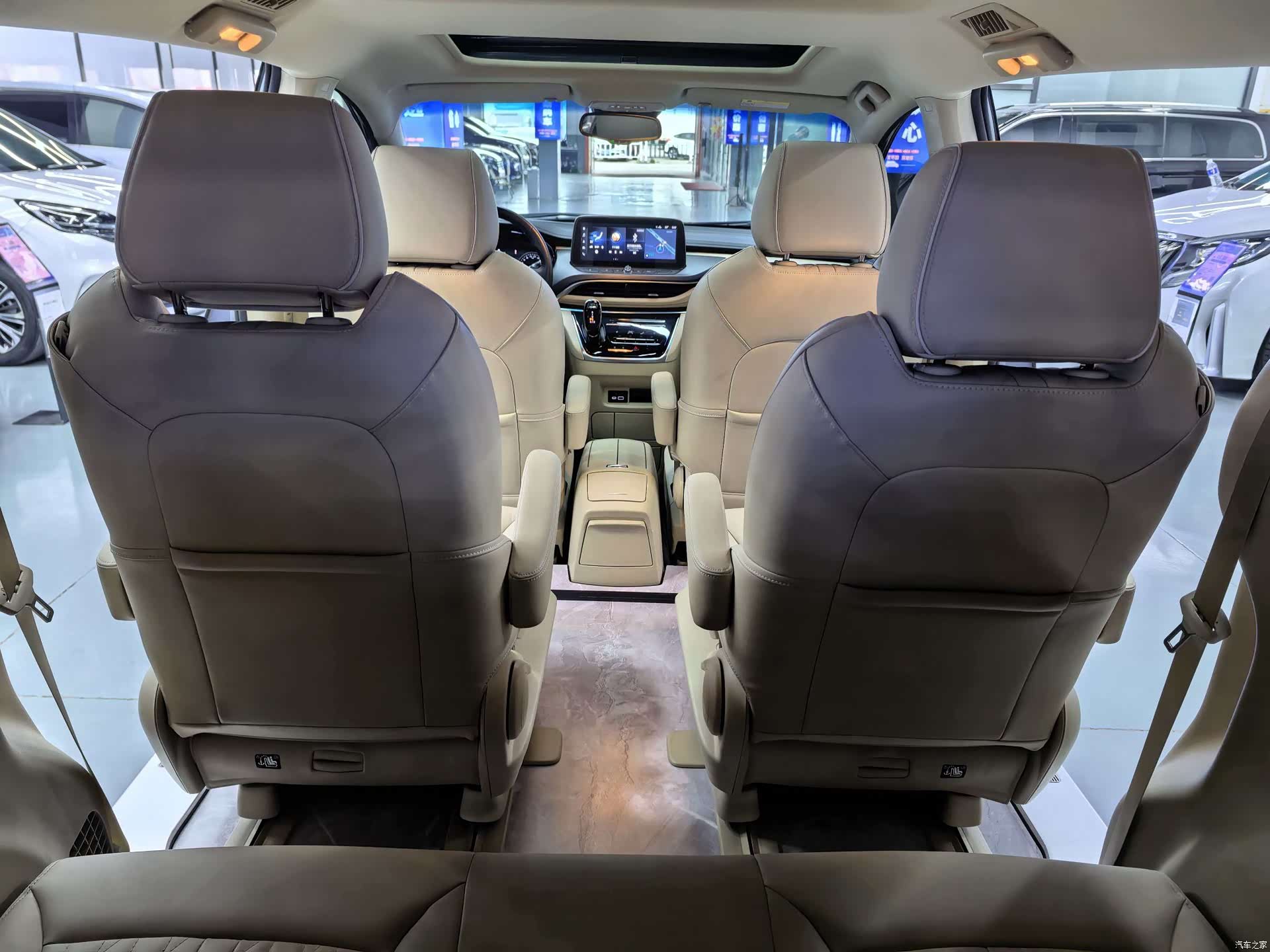 Buick GL8, 2025 15