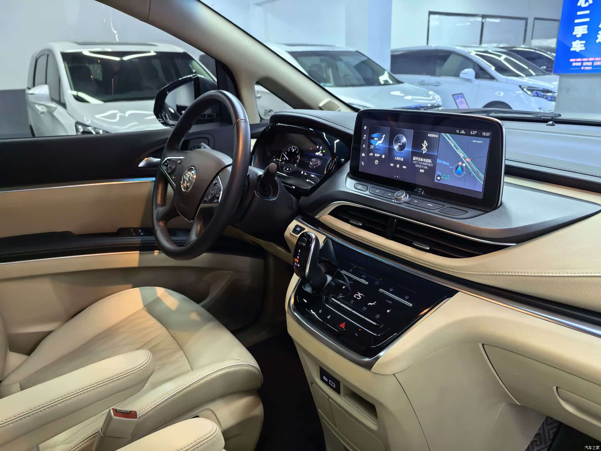 Buick GL8, 2025 9
