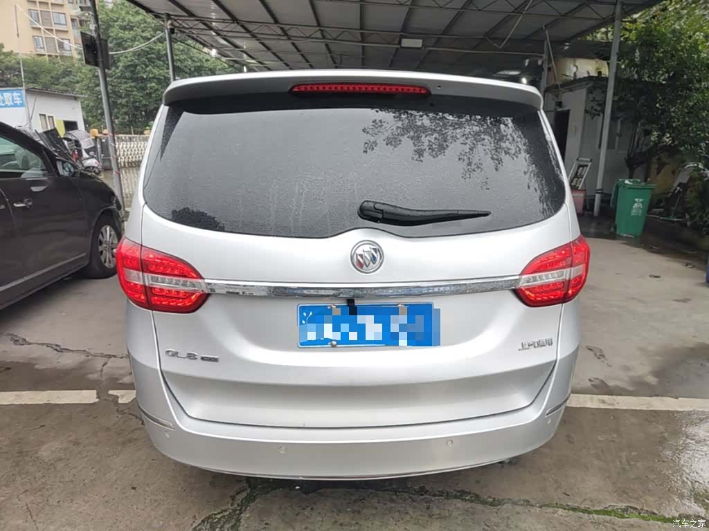 Buick GL8, 2017 6