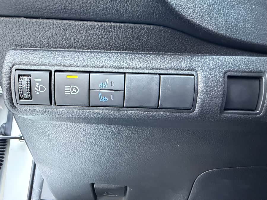 Toyota Corolla 2022, фото 9