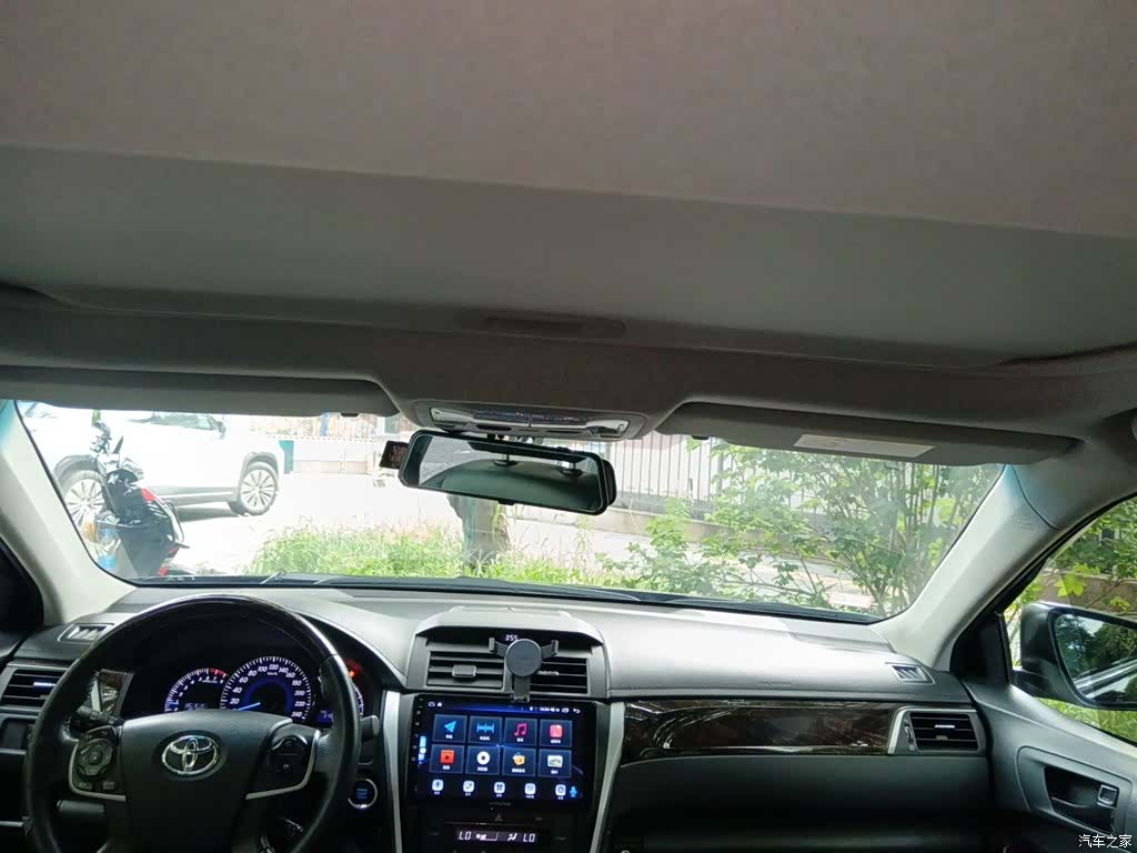 Toyota Camry, 2016 19
