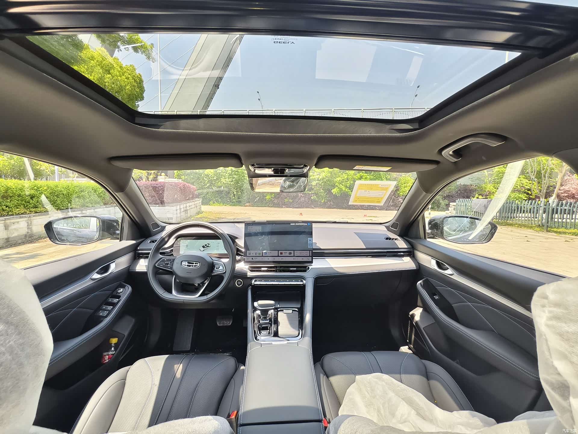 Geely Preface, 2025 11