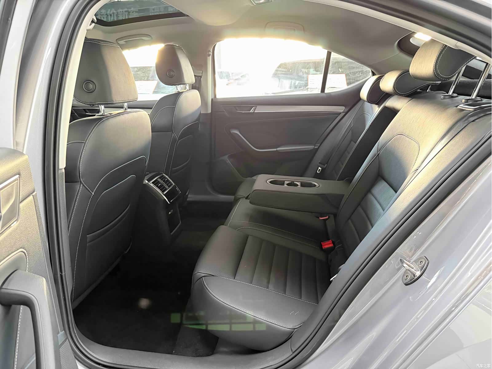 Skoda Superb, 2024 15