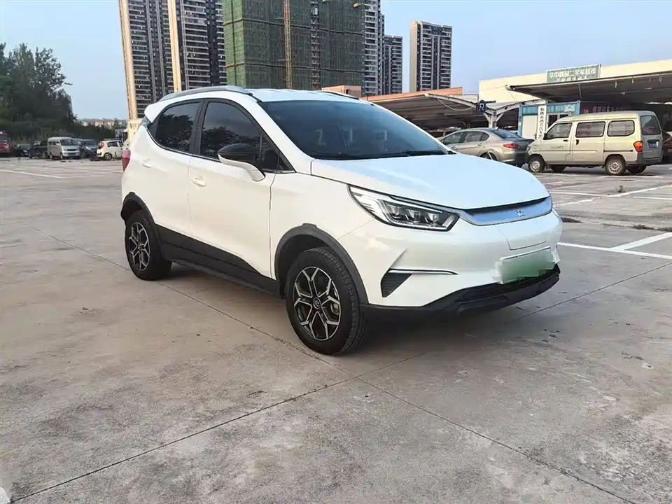 BYD Yuan Pro BYD Yuan Pro