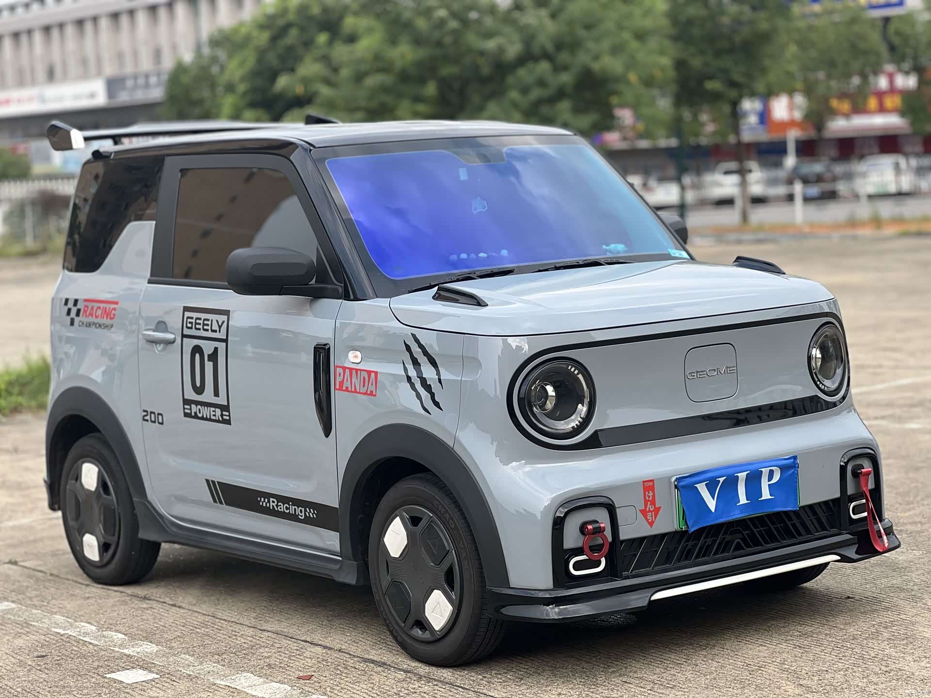 Geely Panda, 2025 3