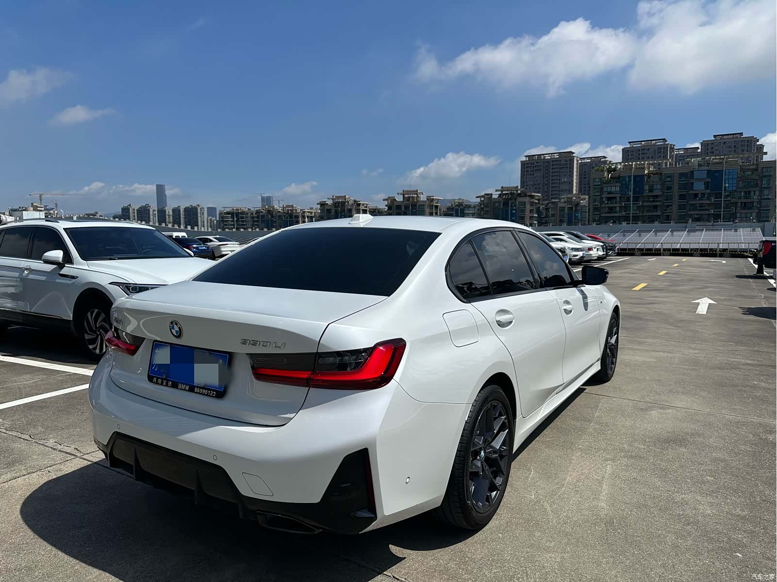 BMW 3 Series, 2025 11