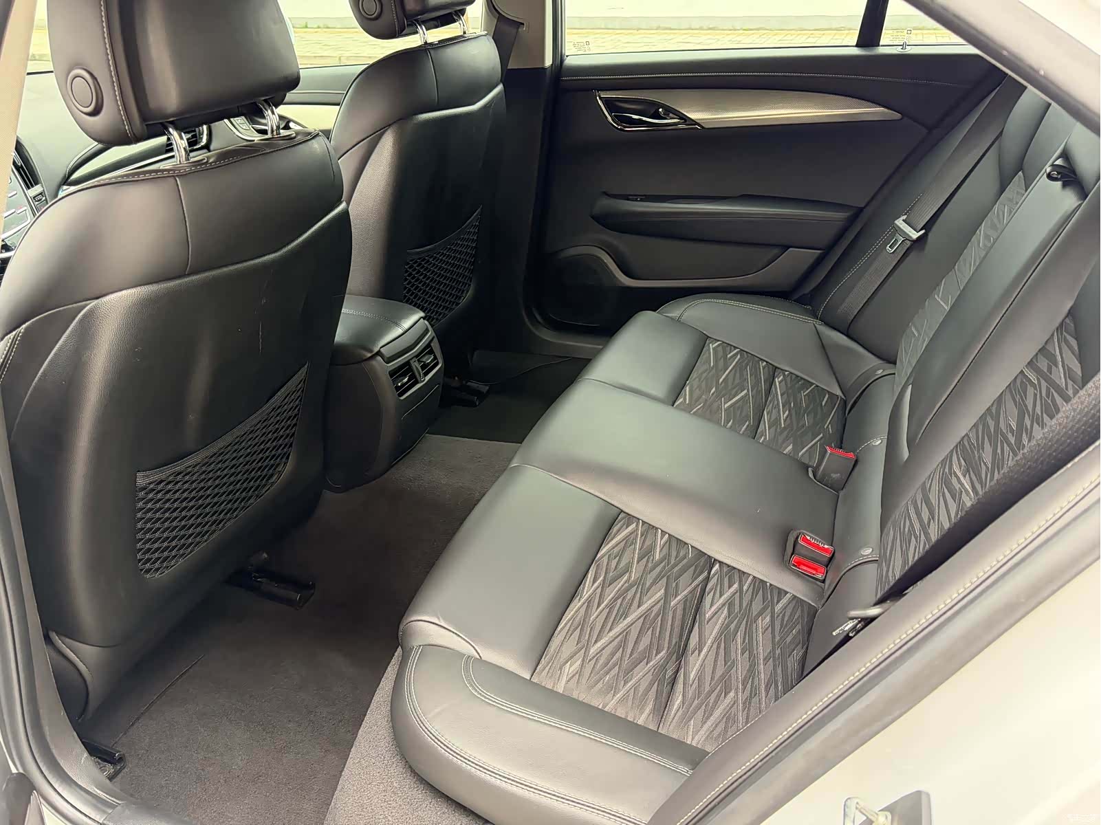 Cadillac ATS-L, 2017 все фото