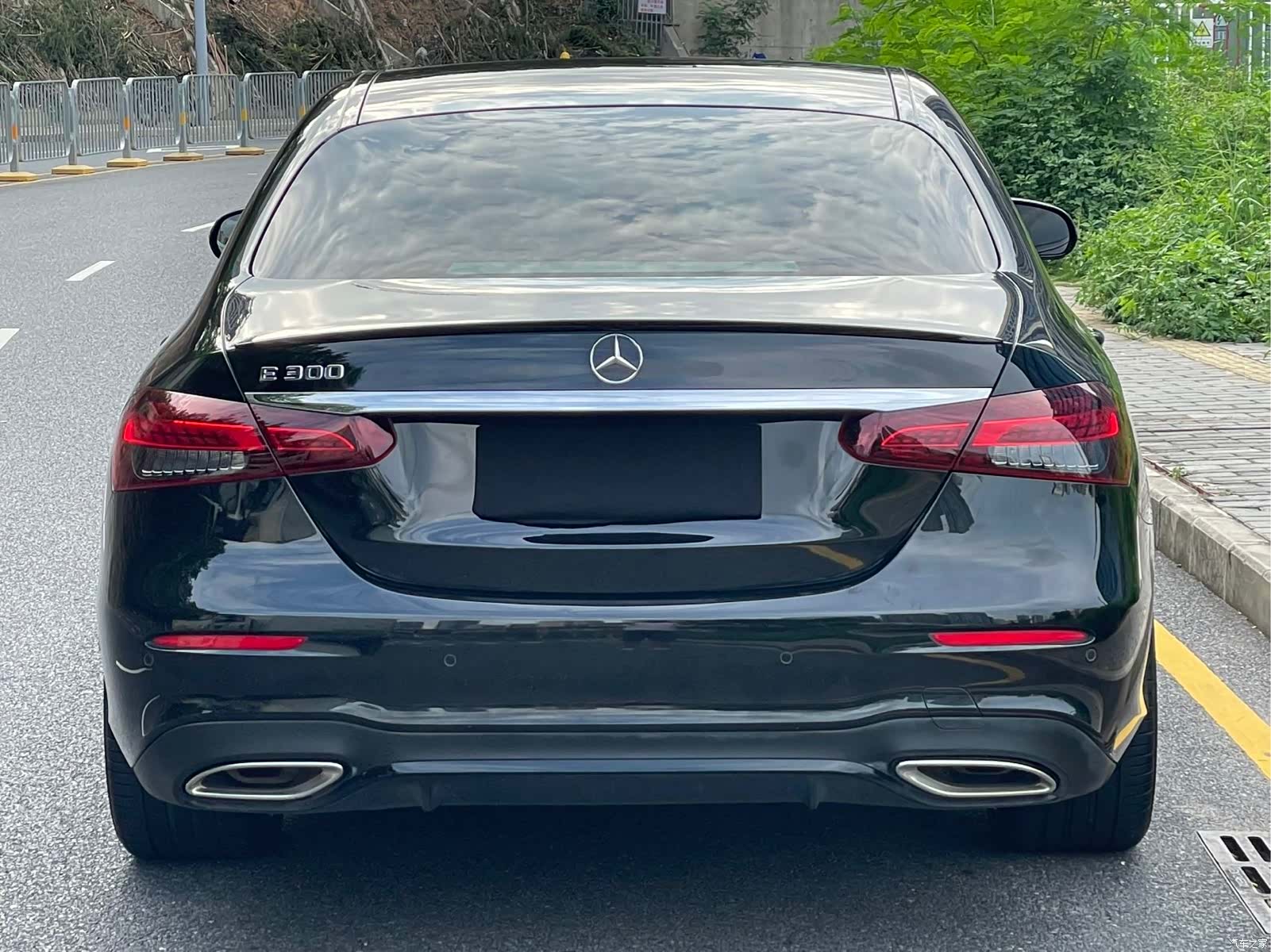 Mercedes-Benz E-Class, 2022 17