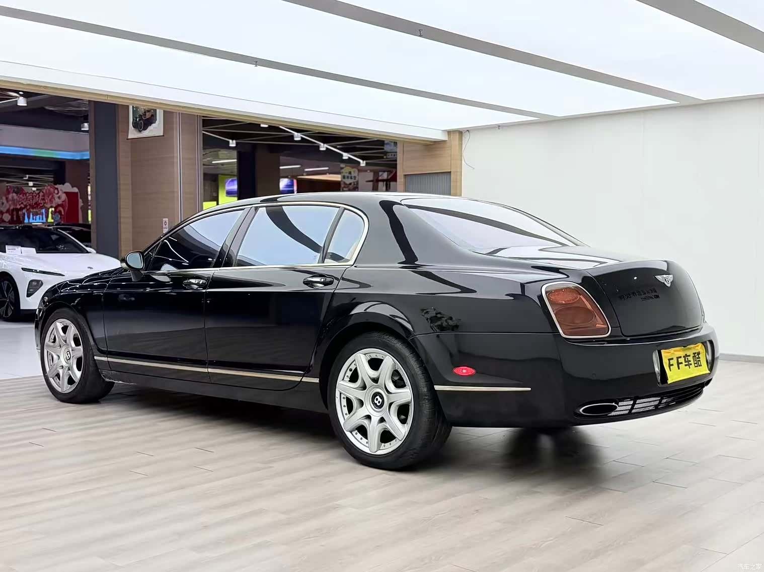 Bentley Flying Spur, 2009 4