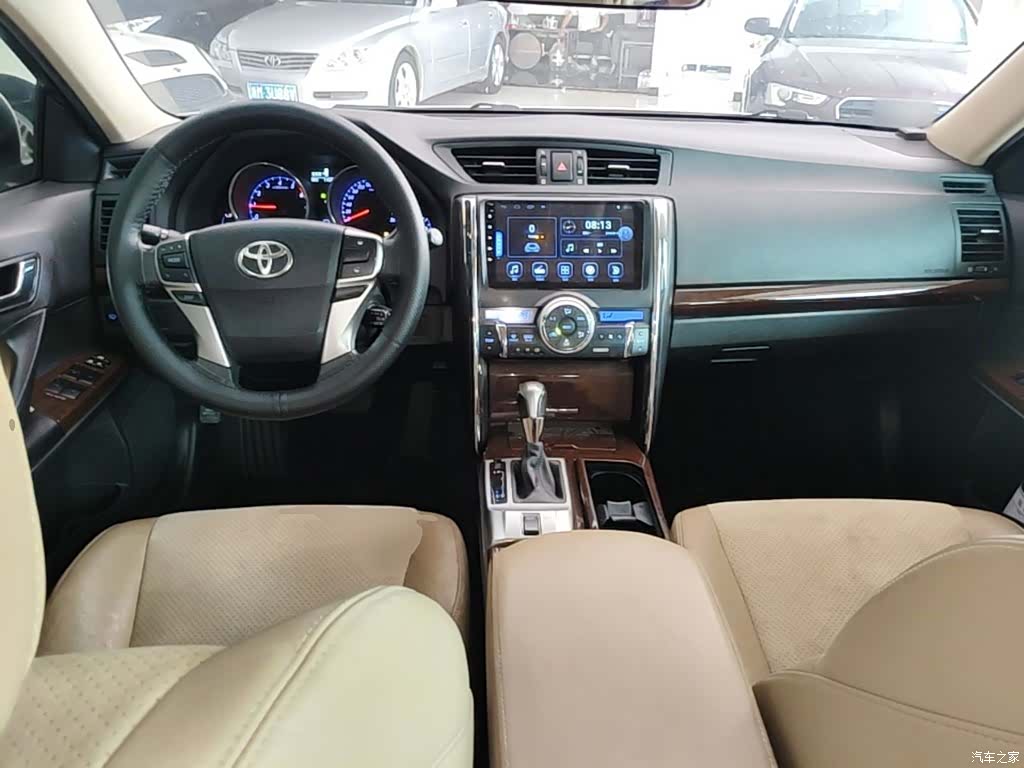 Toyota 2.5V, 2016 10