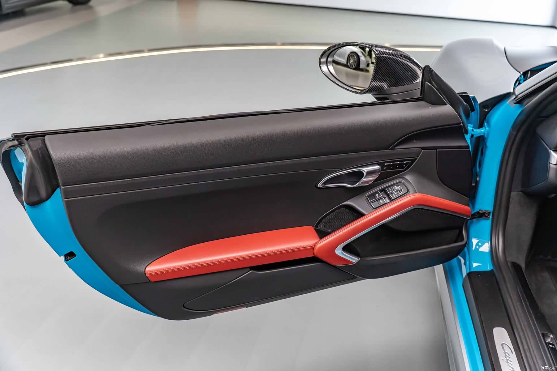 Porsche Cayman, 2018 16