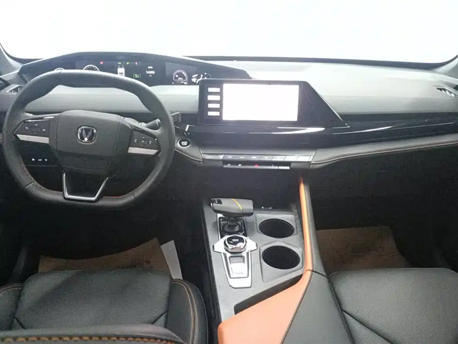 Changan UNI-V Smart iDD