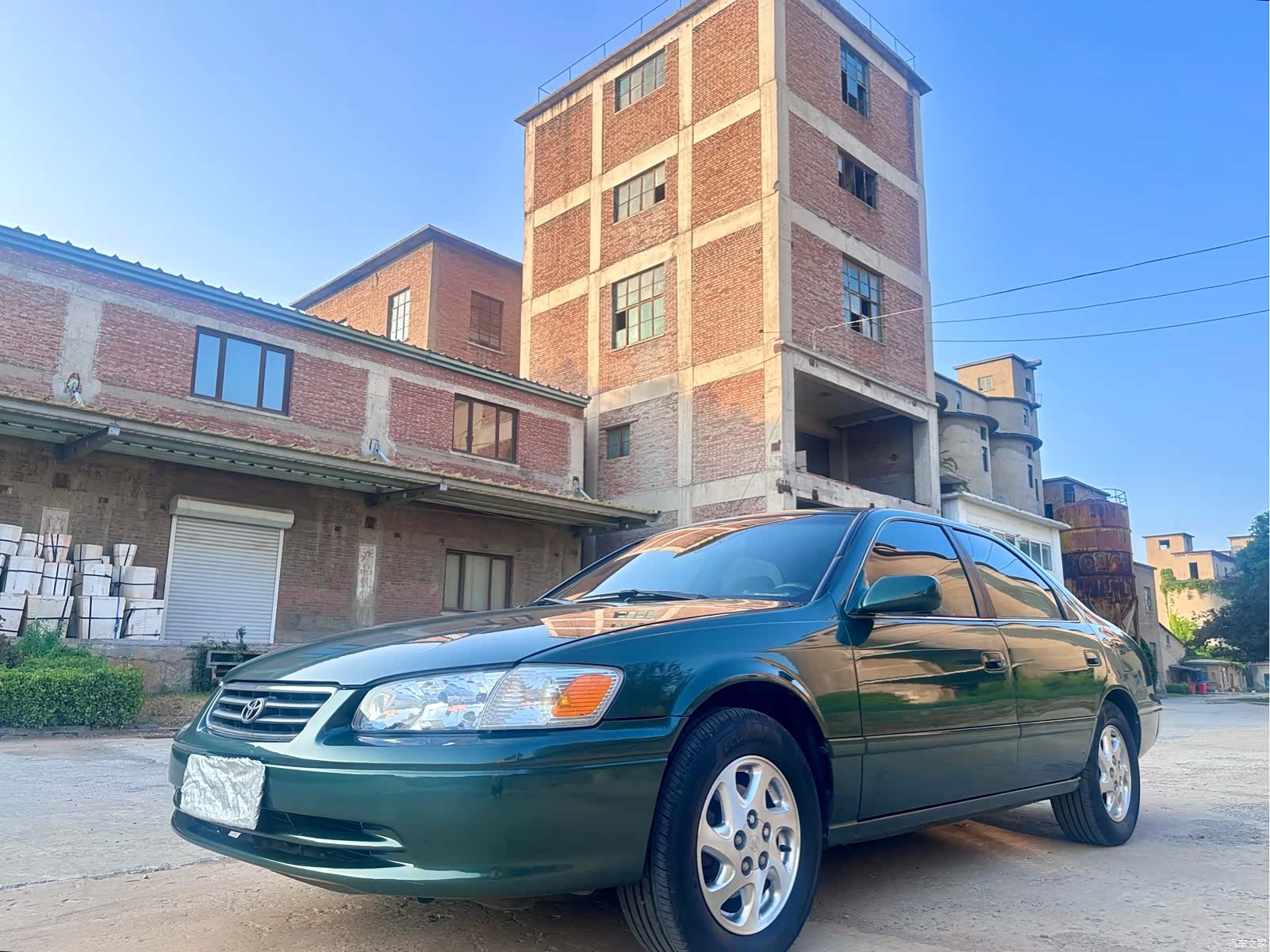Toyota 01, 2001 1