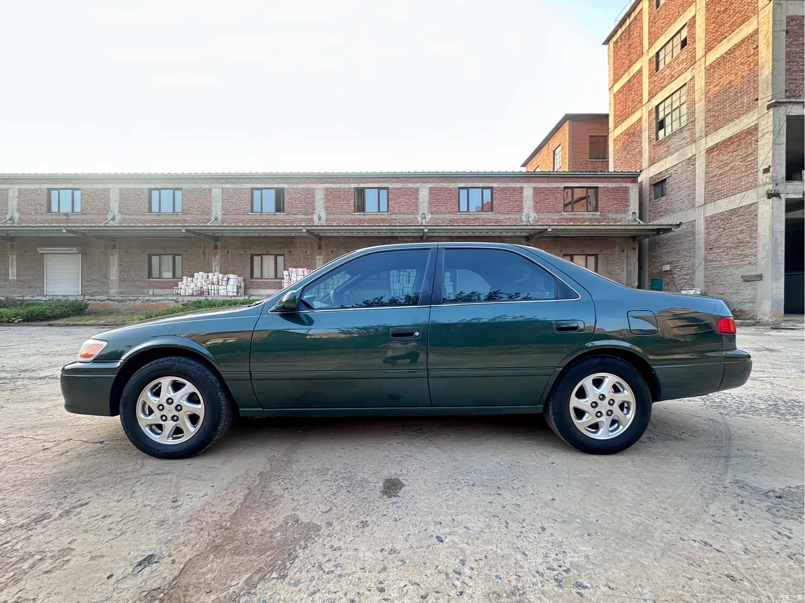 Toyota 01, 2001 4