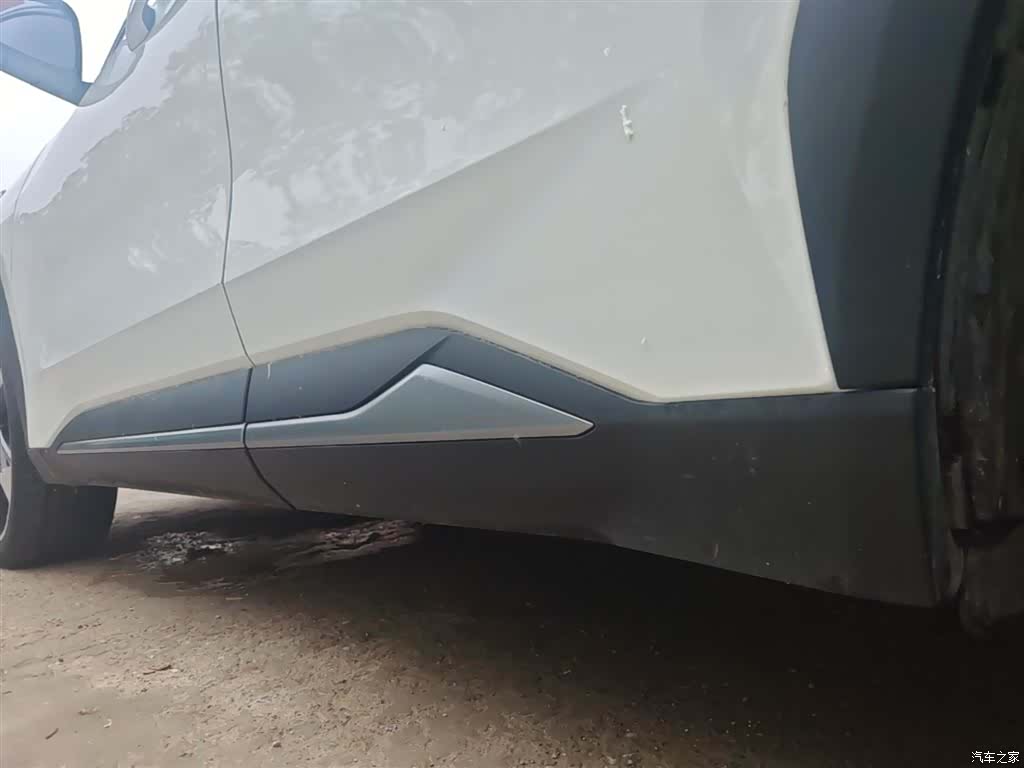 Geely Galaxy L7, 2023 21