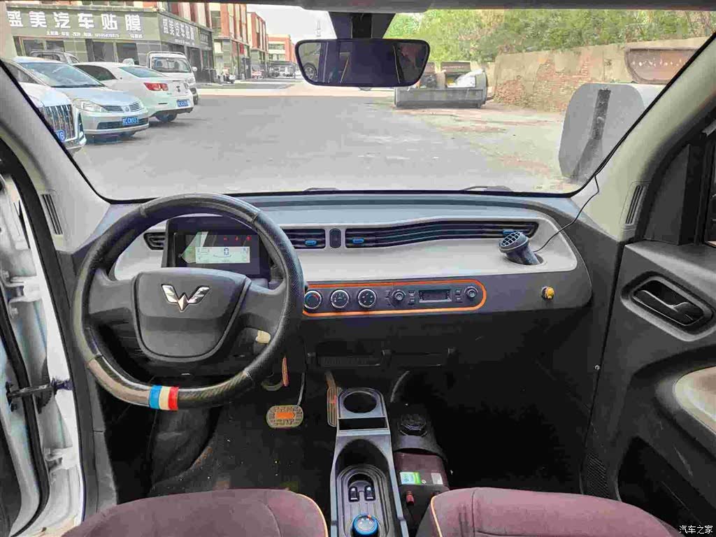 Wuling MINIEV, 2022 6