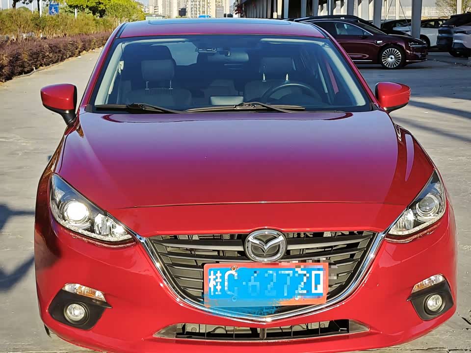 Mazda 3 Angkesaila