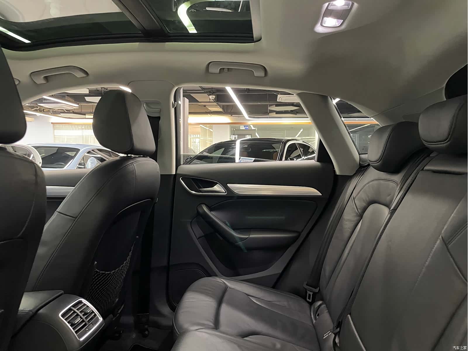 Audi Q3, 2014 23