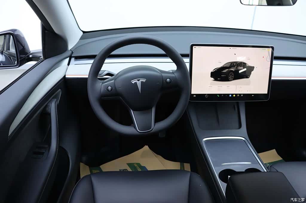 Tesla Model Y, 2024 26