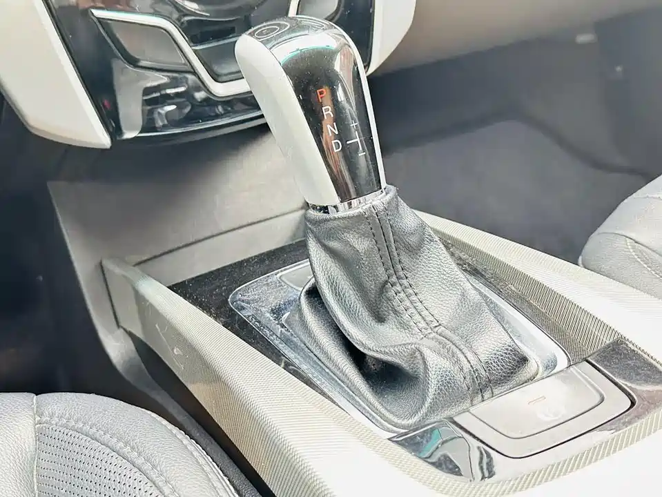 Luxgen Excellent 6 SUV