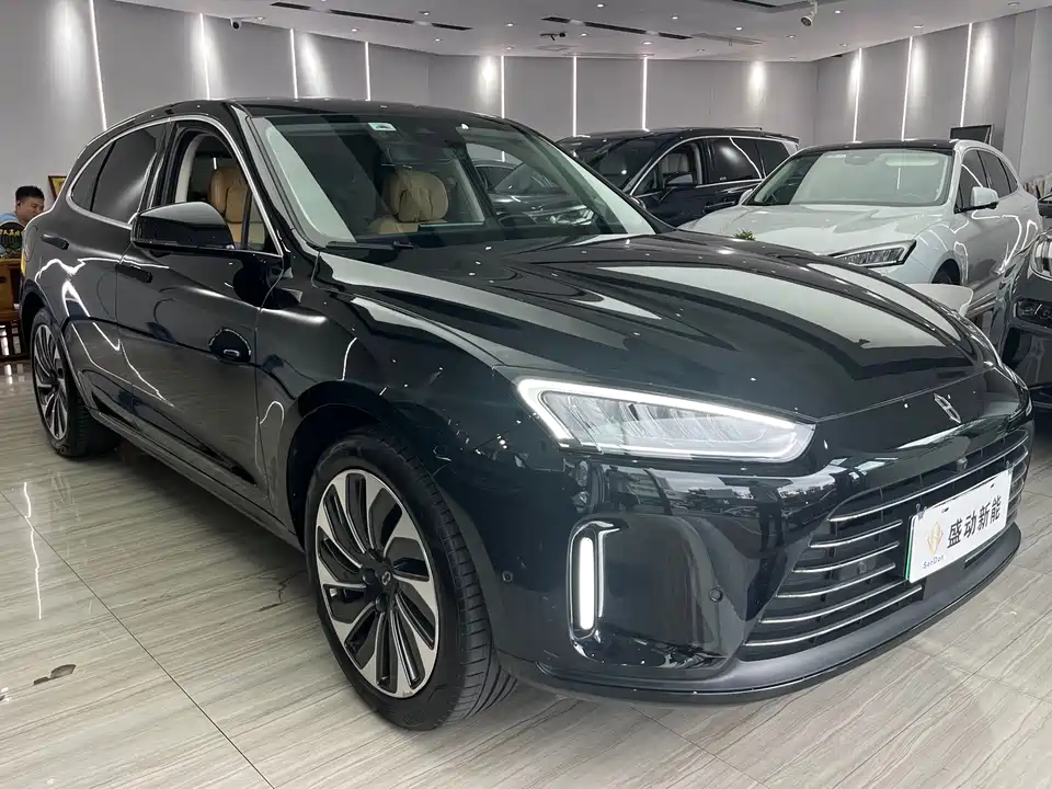 AITO Ask the world M5