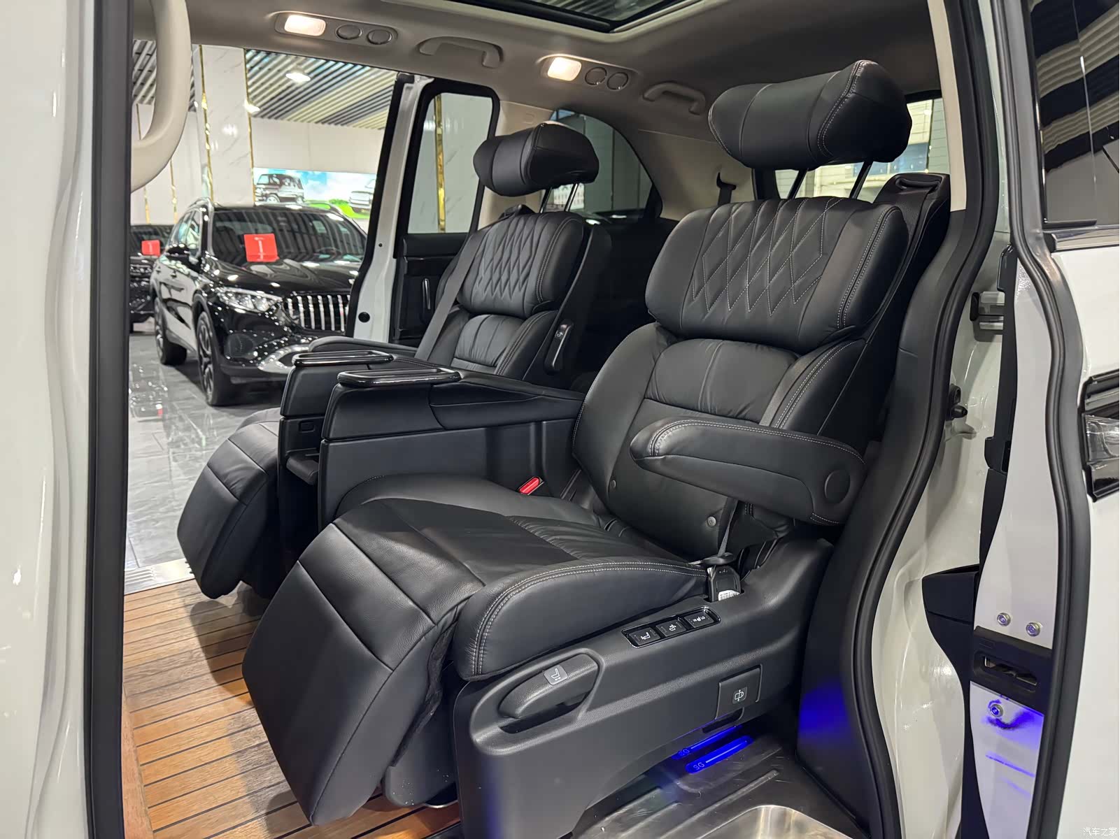 Honda Elysion, 2021 все фото