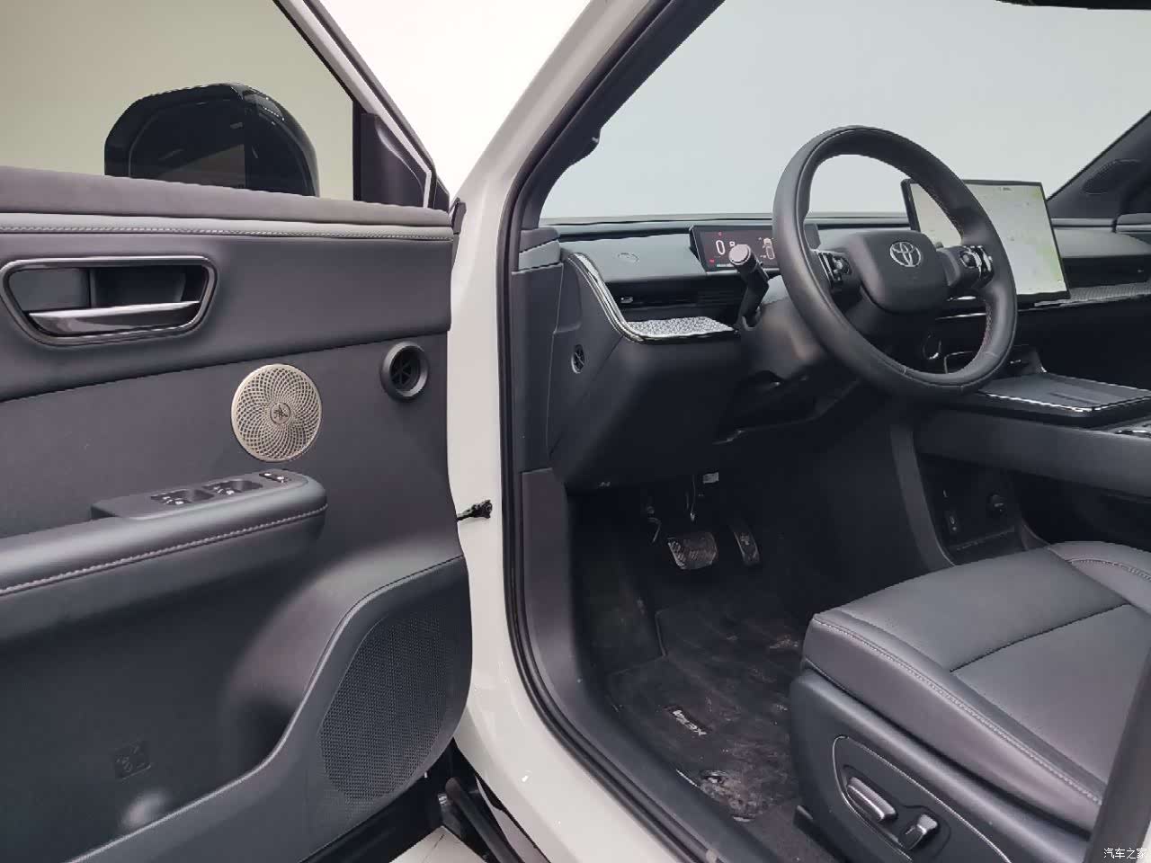 Toyota 3X, 2025 8