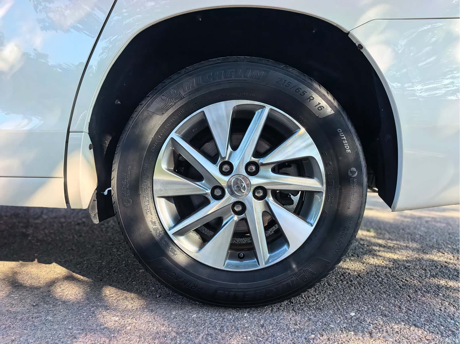 Toyota Alphard, 2016 24