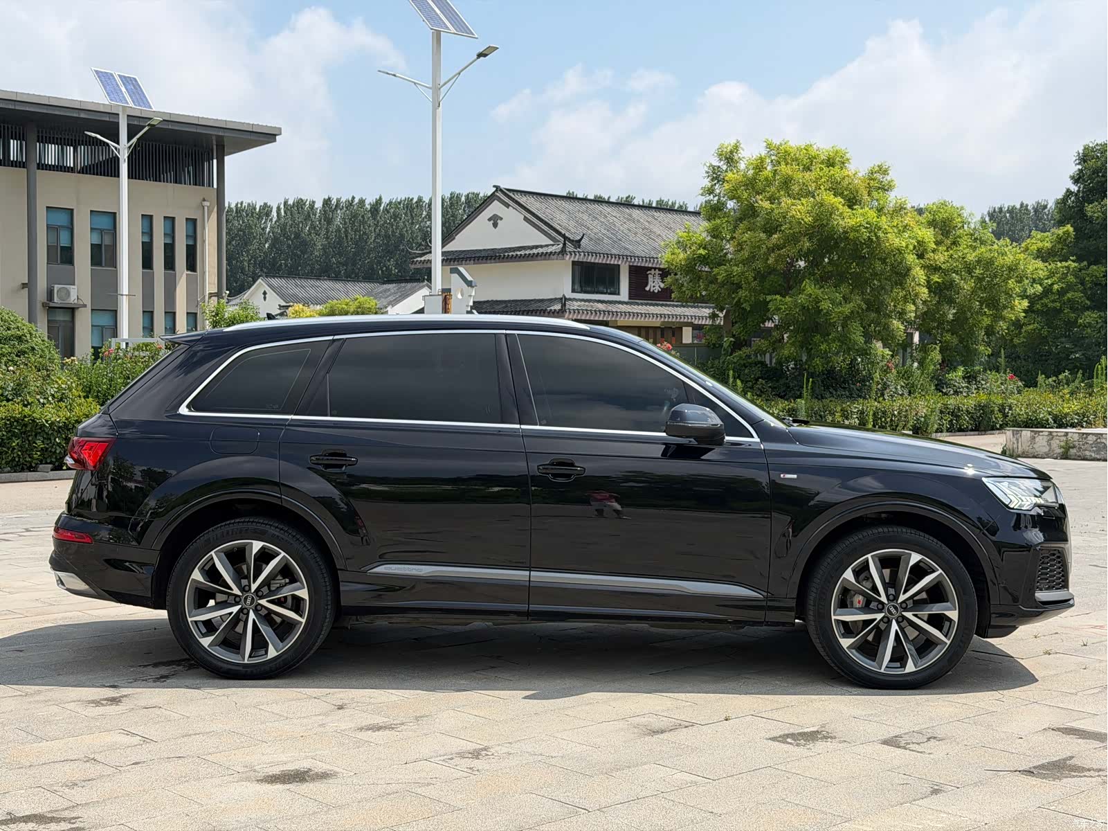 Audi Q7, 2021 4