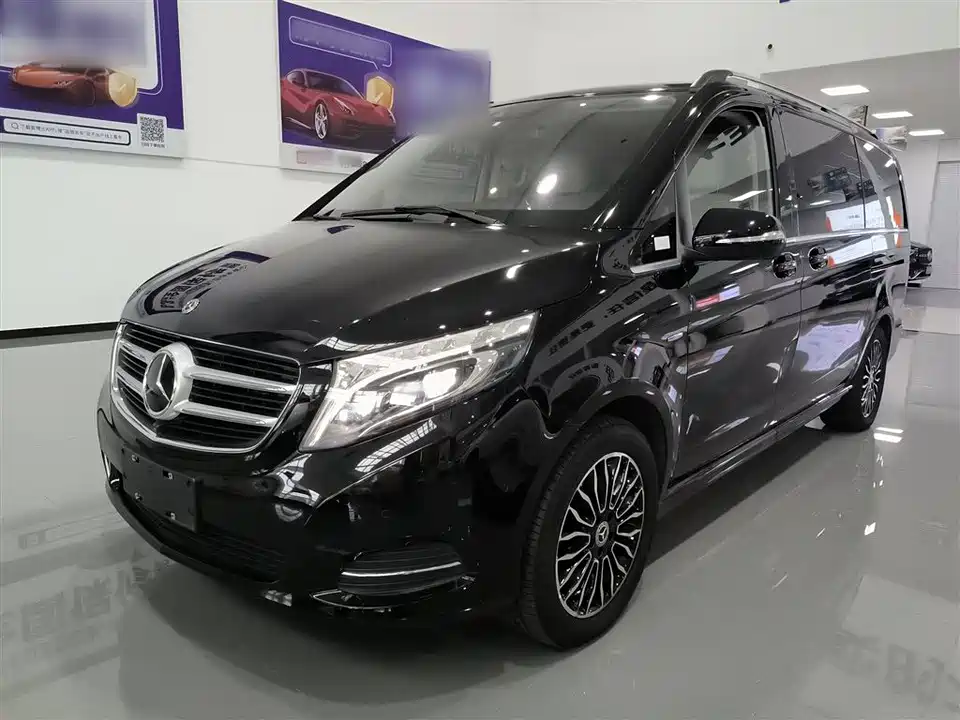 Mercedes-Benz V-class