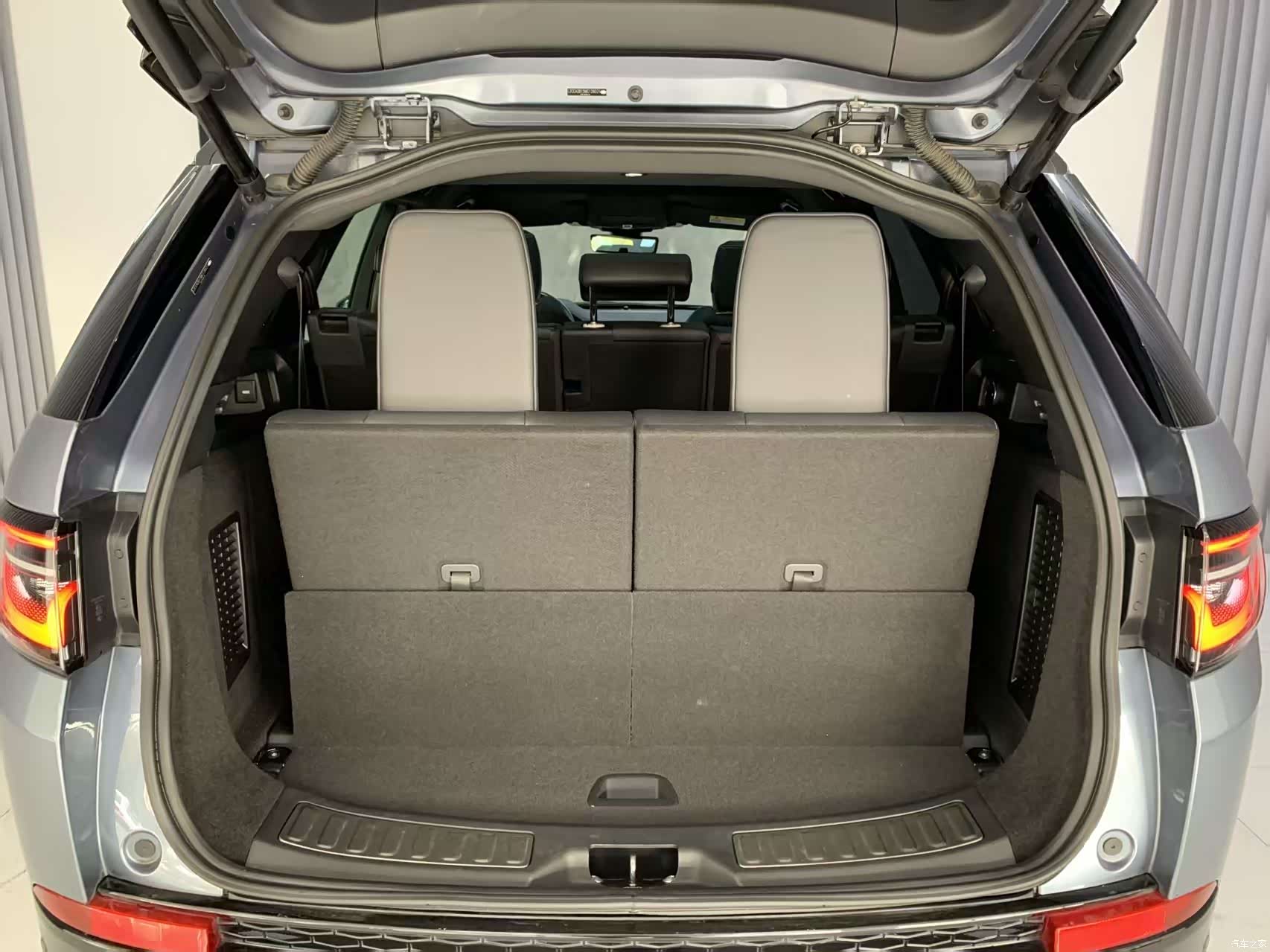 Land Rover Discovery, 2021 19