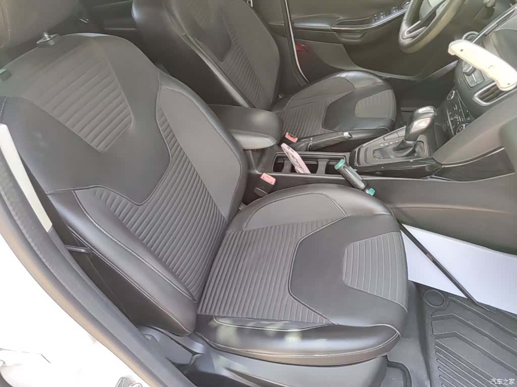 Ford Focus, 2016 25
