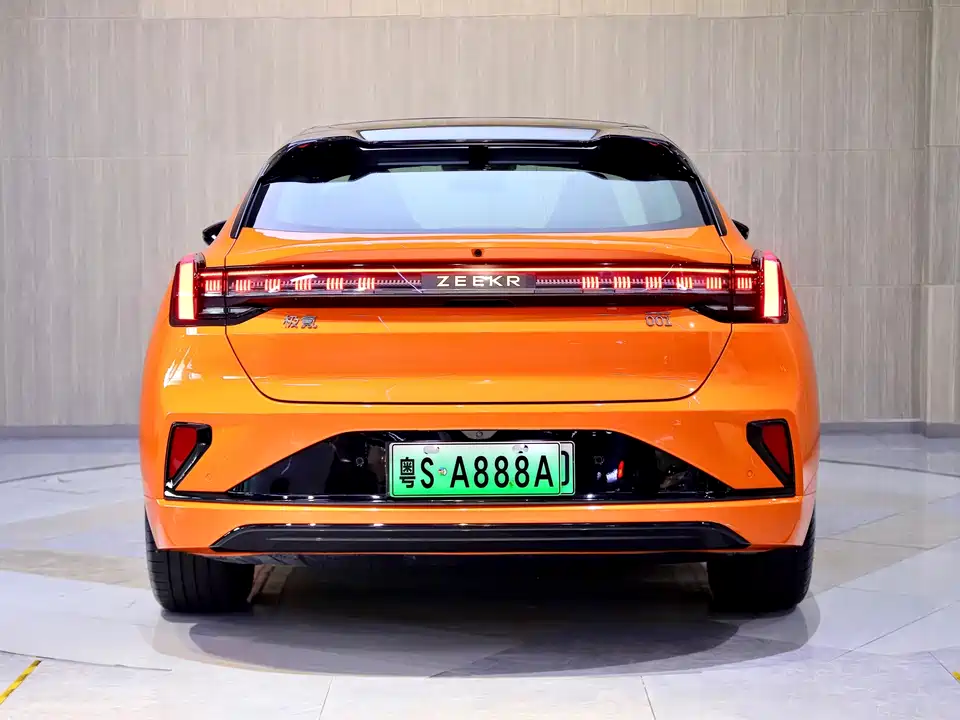 Zeekr 001