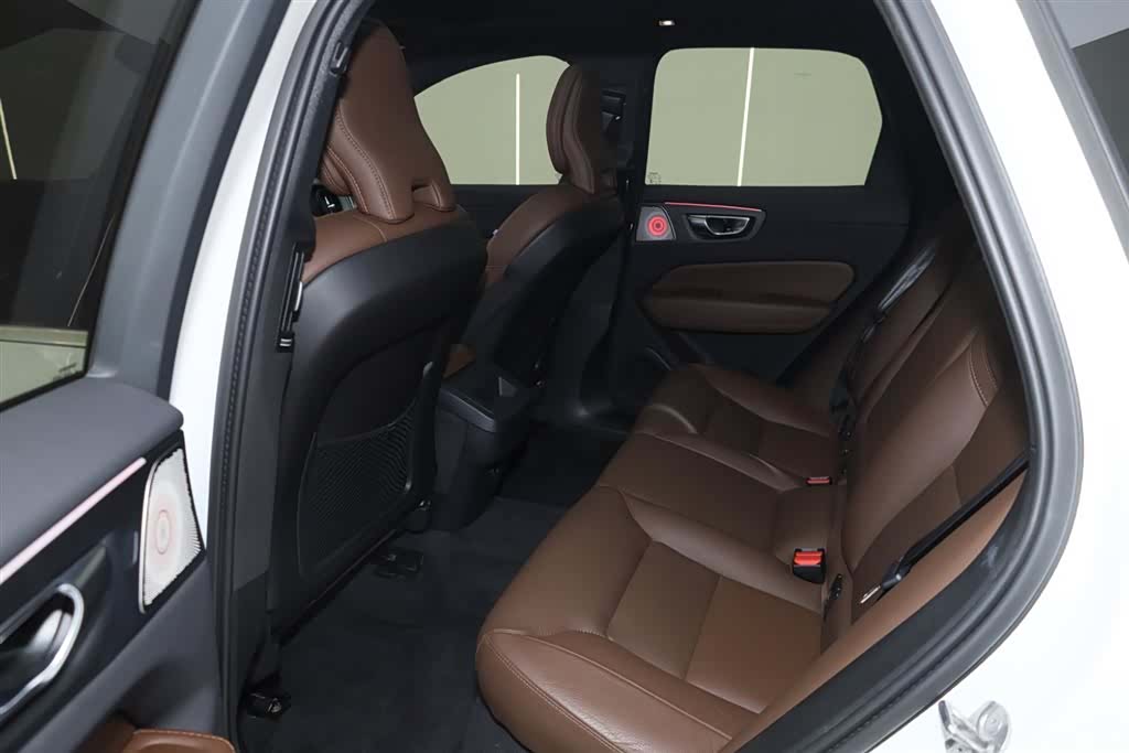 Volvo XC60, 2024 21