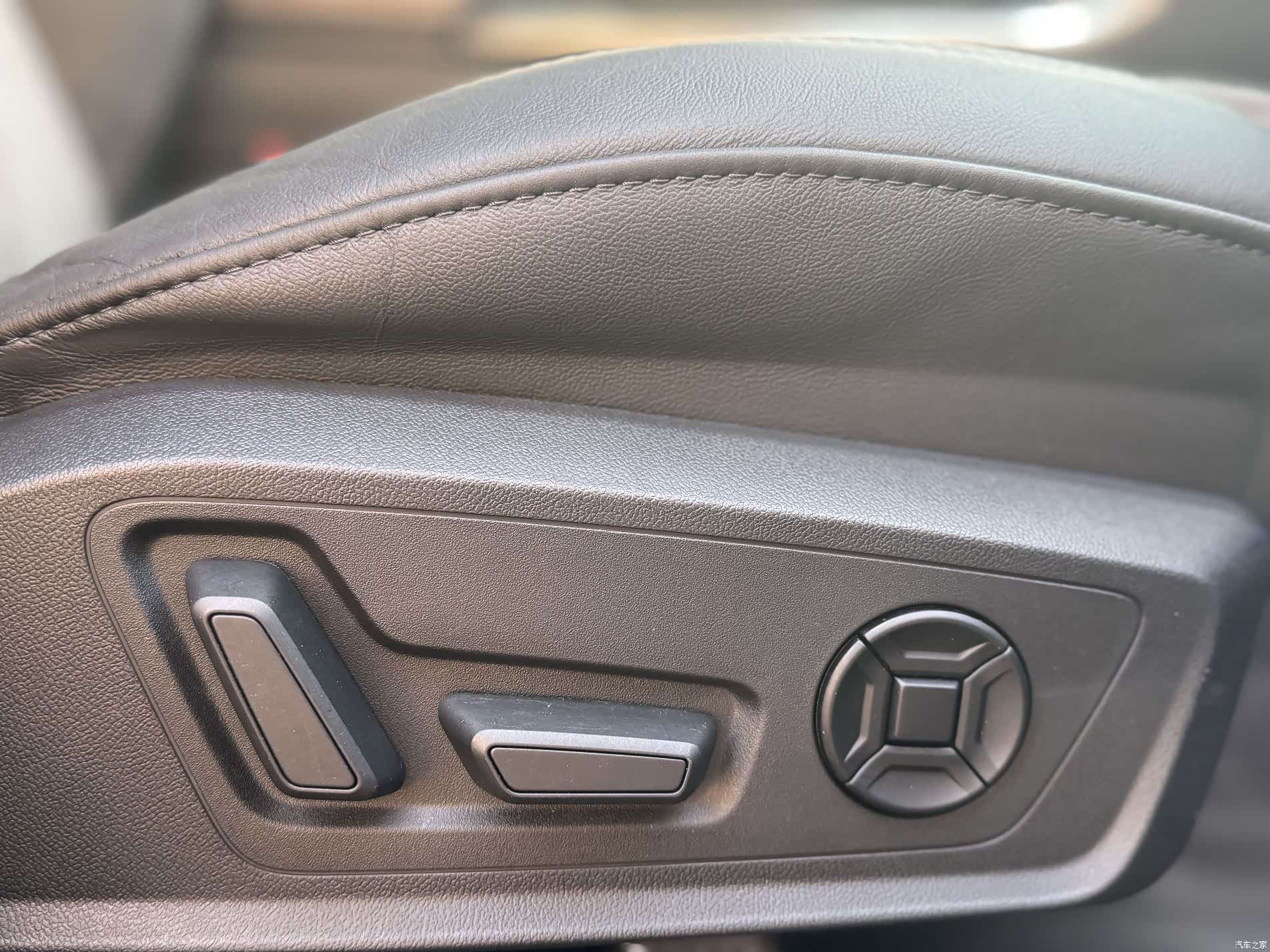 Audi A6L, 2022 14