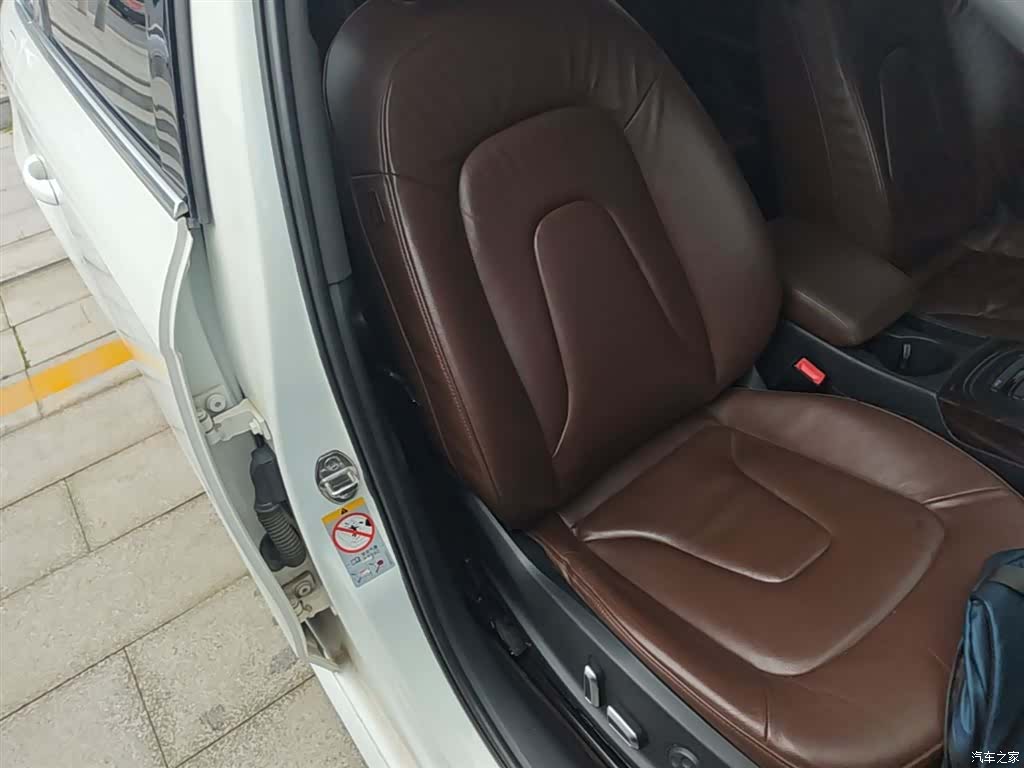 Audi A4L, 2015 25