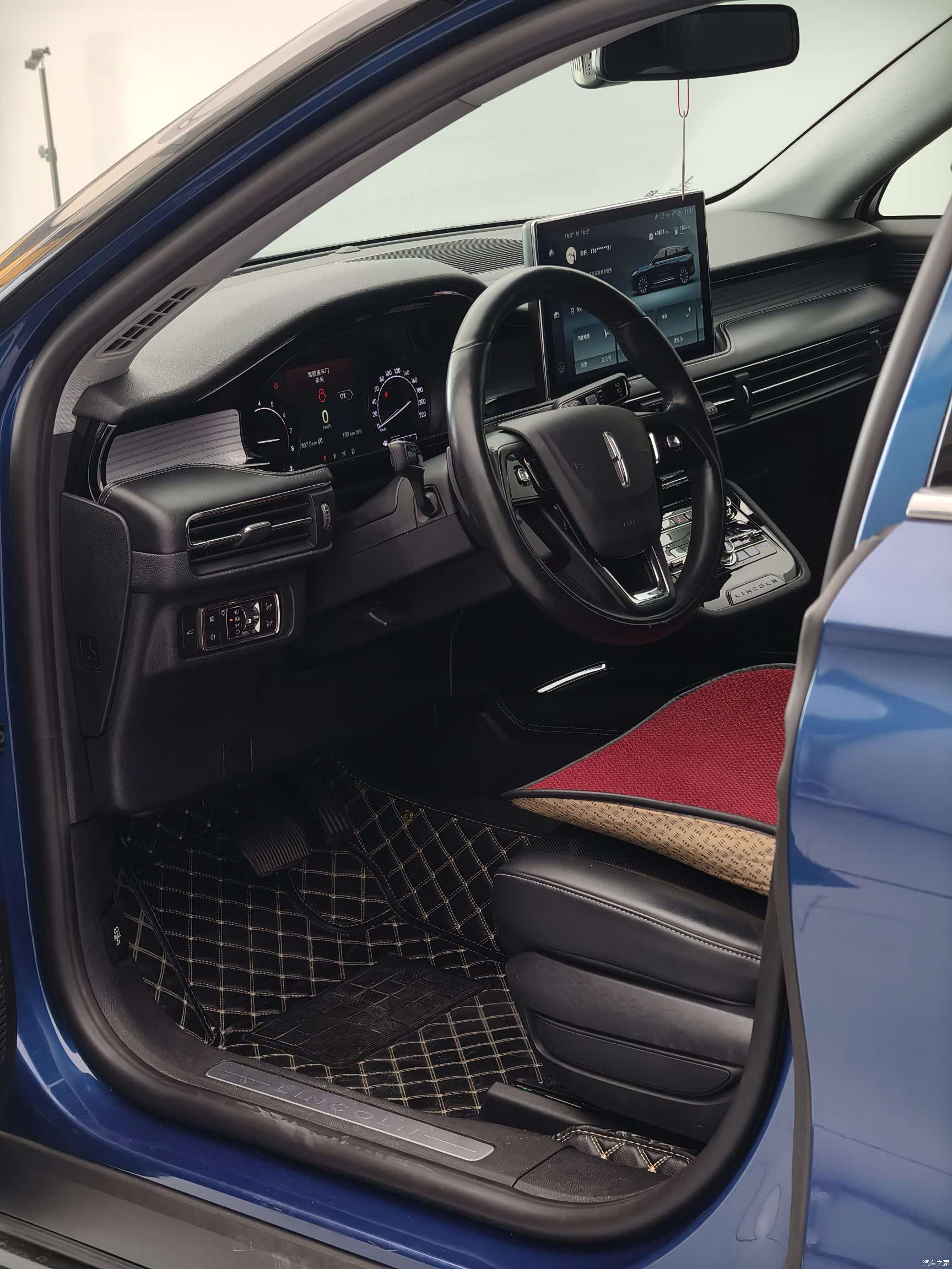 Lincoln Corsair, 2020 все фото