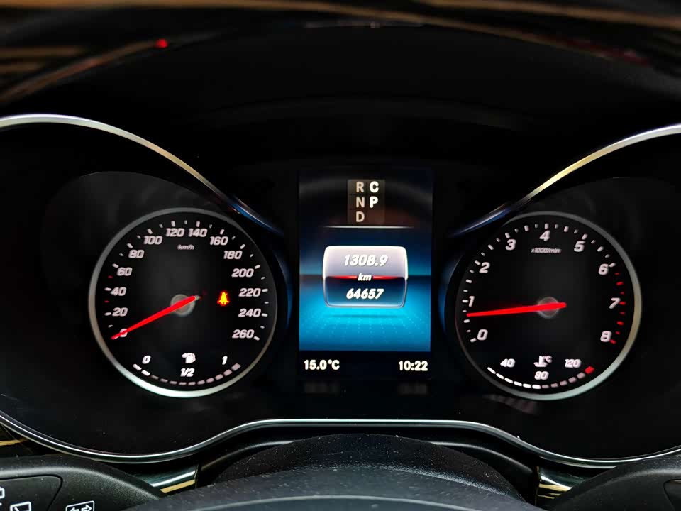 Mercedes-Benz V-class