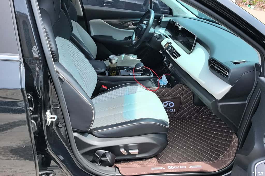 BAIC EU5, 2021 8