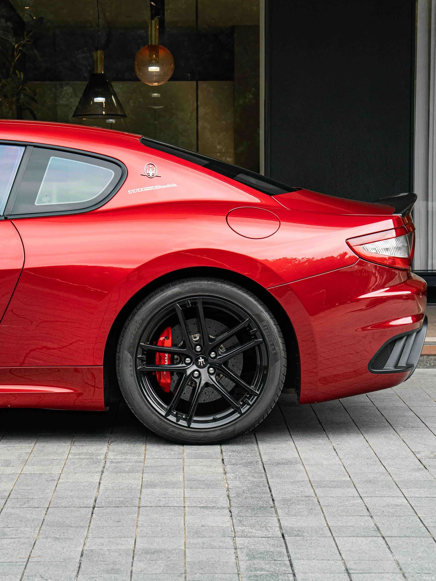 Maserati GranTurismo, 2013 6